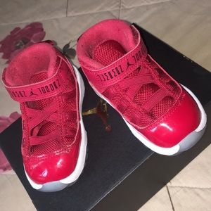 Toddler girls or boys Jordan's